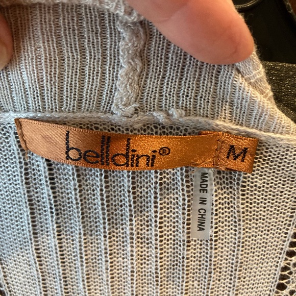 Light tan duster, size Medium.  Beautiful! - Picture 4 of 4